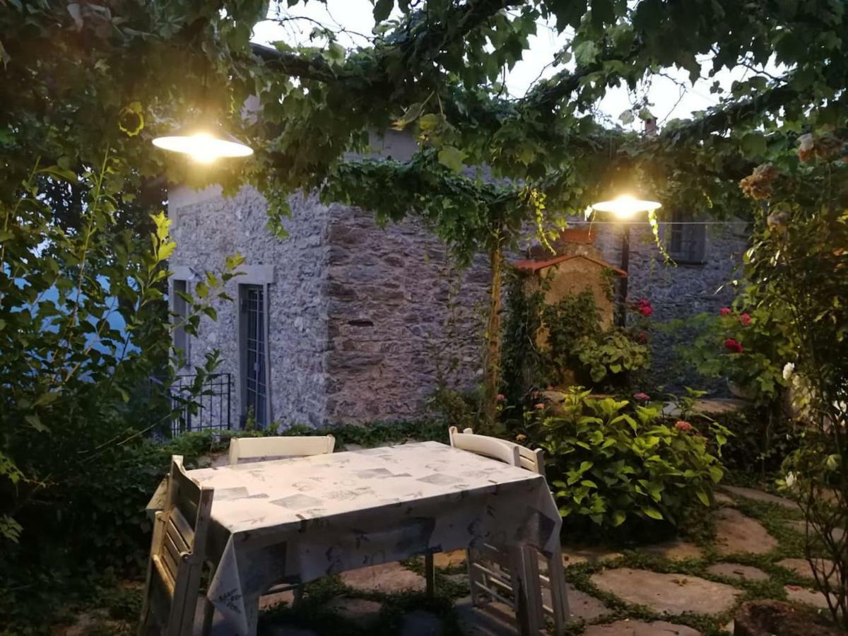 Casale Maria Mafalda Pieve di Teco 외부 사진