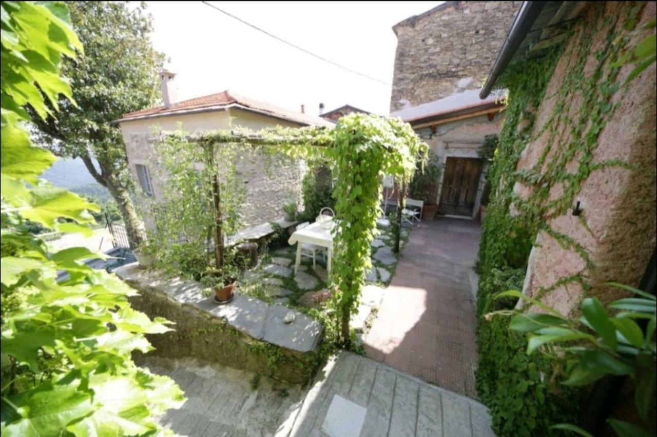 Casale Maria Mafalda Pieve di Teco 외부 사진