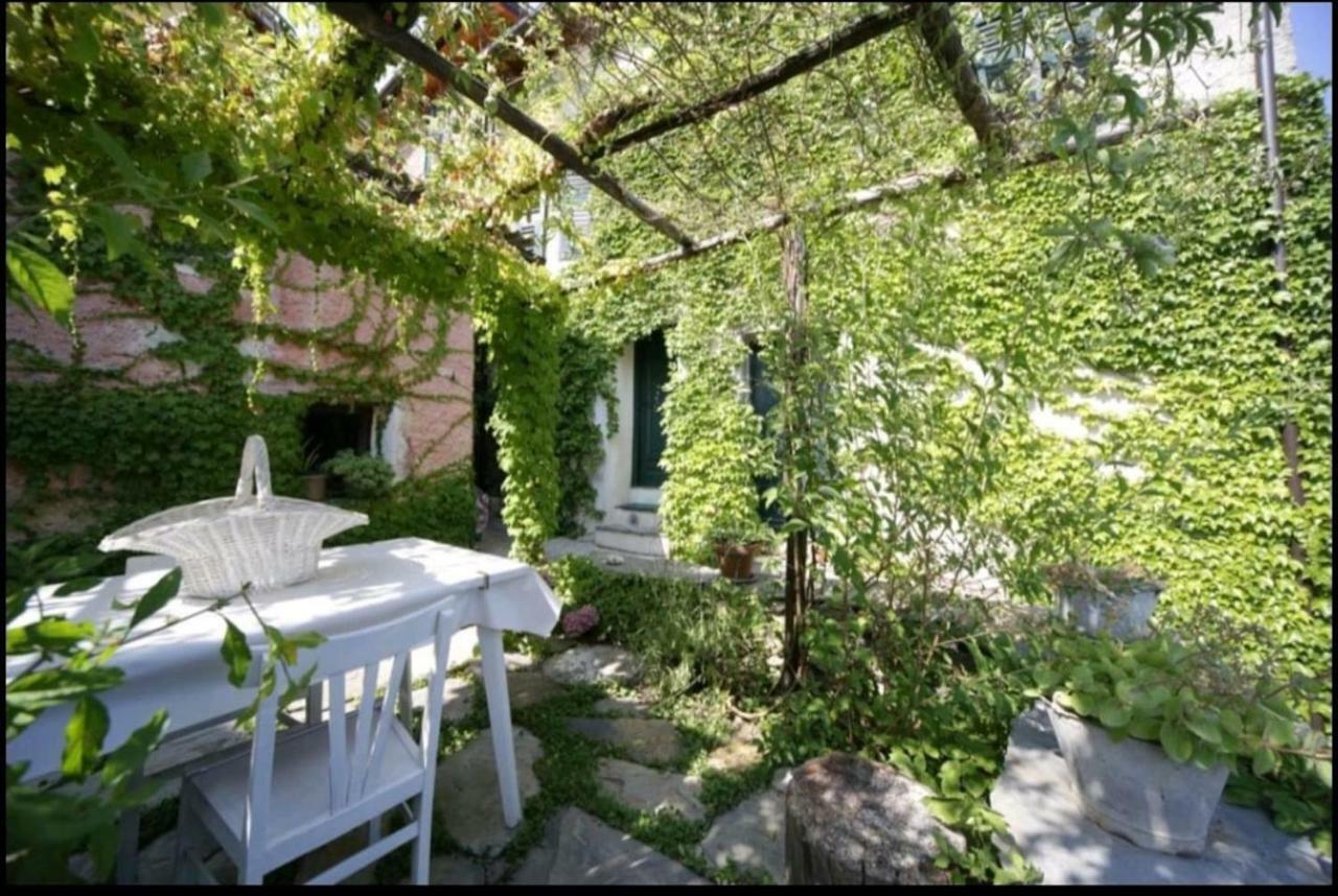 Casale Maria Mafalda Pieve di Teco 외부 사진